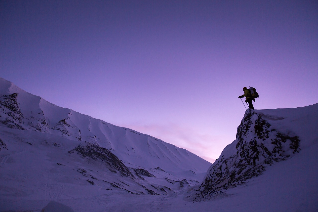 mountaineer 1185474_1280 1